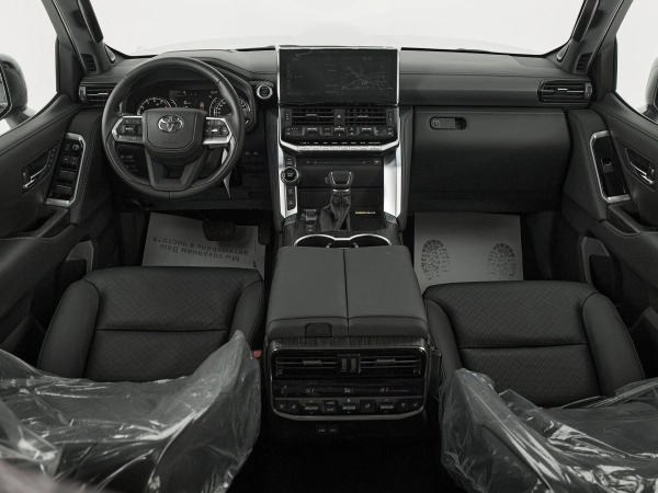 Toyota Land Cruiser, 300 Series фото №9