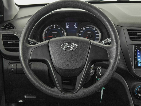 Hyundai Solaris, I Рестайлинг фото №10