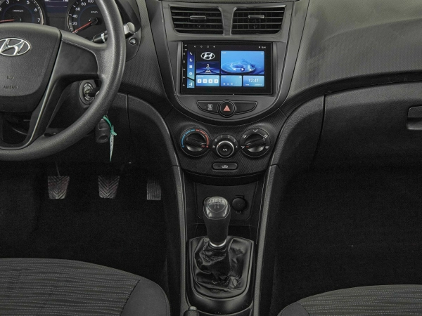 Hyundai Solaris, I Рестайлинг фото №14