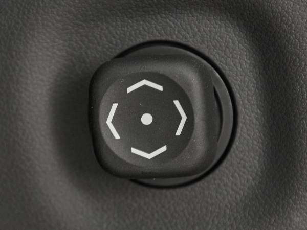 Lexus LX, IV фото №19