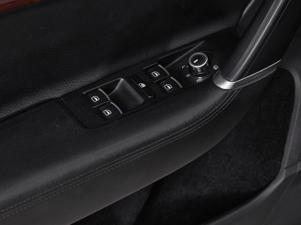 Volkswagen Passat, B7 фото №13