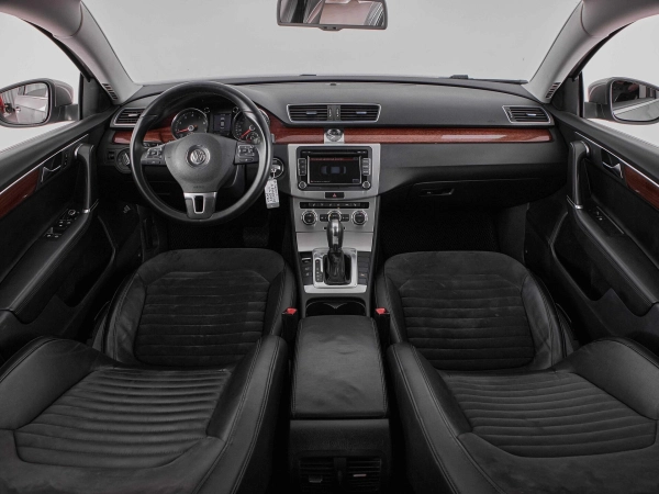 Volkswagen Passat, B7 фото №8