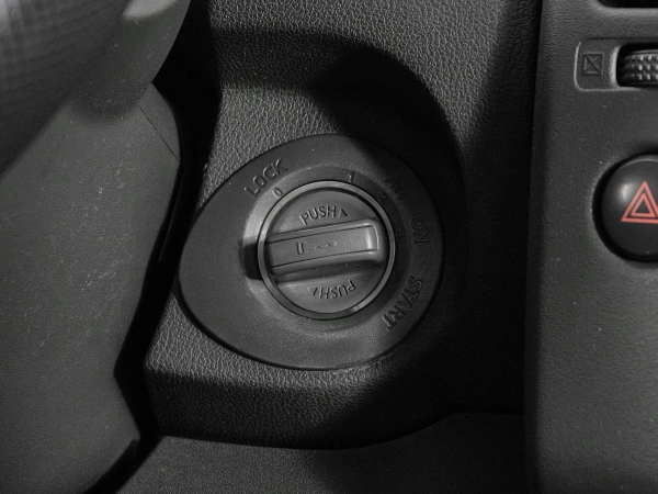 Nissan Pathfinder, III фото №16