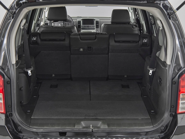 Nissan Pathfinder, III фото №26