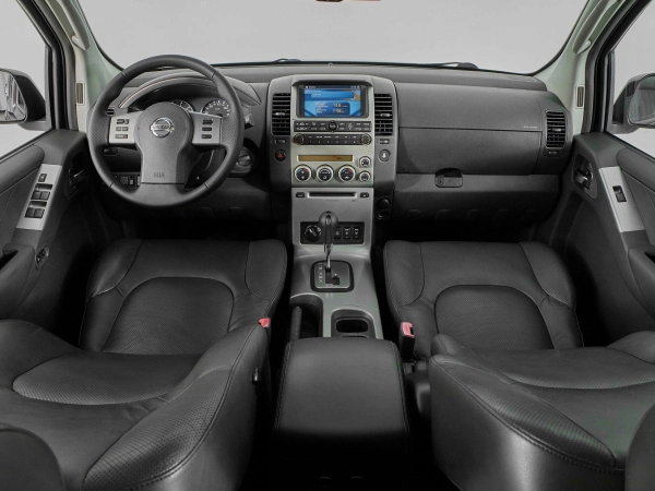 Nissan Pathfinder, III фото №9
