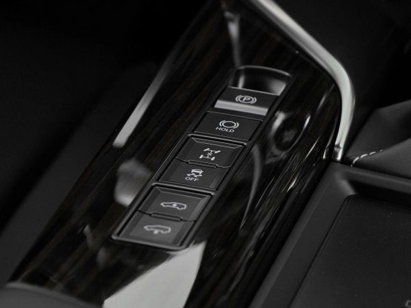 Lexus LX, IV фото №27