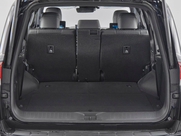 Toyota Land Cruiser, 300 Series фото №34