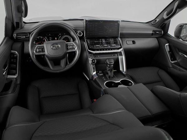 Toyota Land Cruiser, 300 Series фото №8