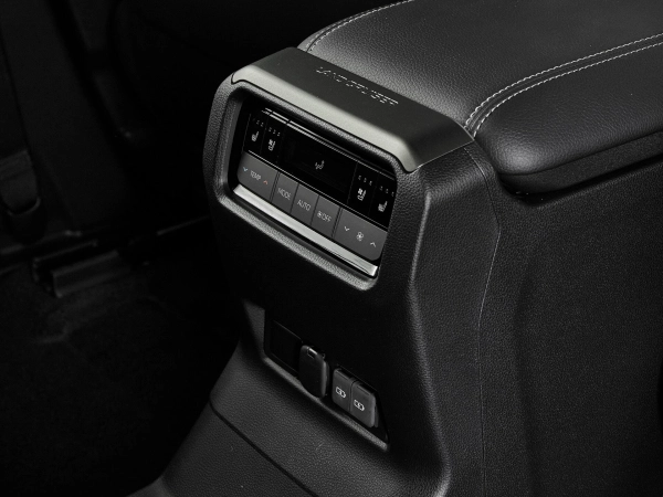 Toyota Land Cruiser Prado, 250 Series фото №28