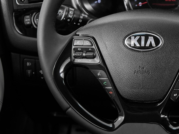 Kia Ceed, II фото №11
