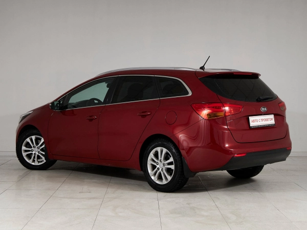 Kia Ceed, II фото №4