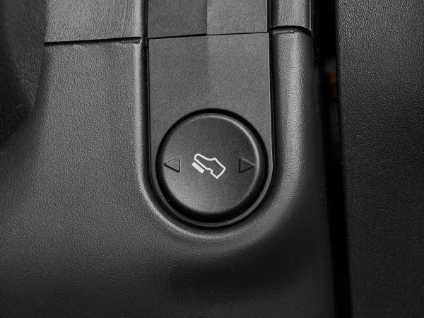 Ford Explorer, V фото №17