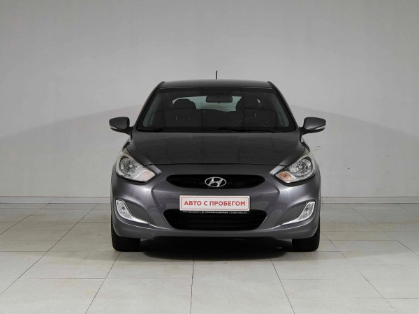 Hyundai Solaris, I фото №2