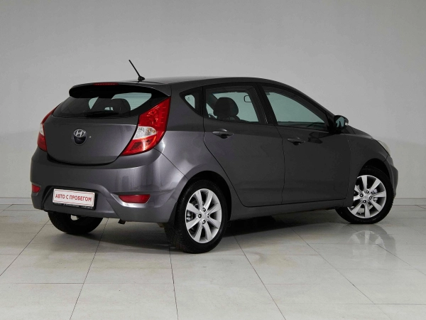 Hyundai Solaris, I фото №6