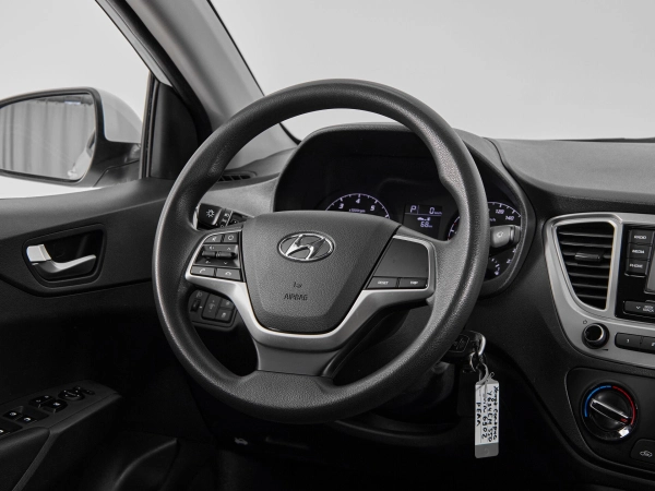 Hyundai Solaris, II Рестайлинг фото №10