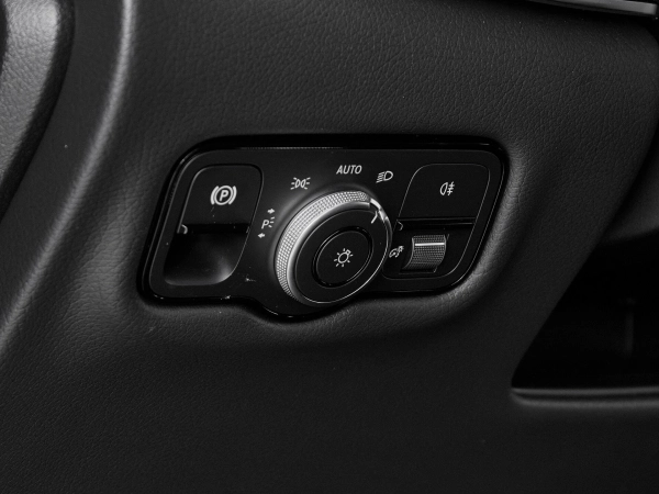 Mercedes-Benz V-Класс, III (W447) Рестайлинг 2 фото №15