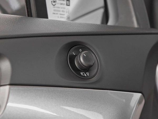 Chevrolet Orlando, I фото №12