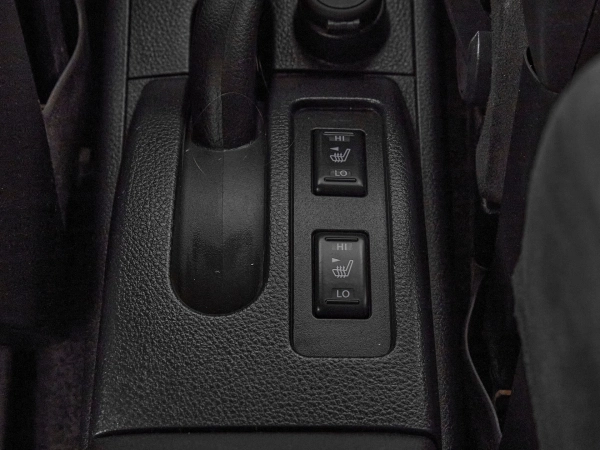 Nissan Tiida, I Рестайлинг фото №16