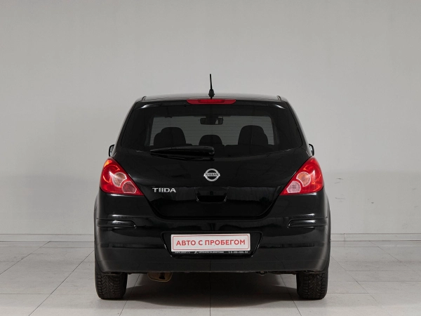 Nissan Tiida, I Рестайлинг фото №5