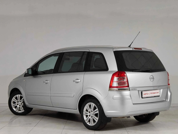 Opel Zafira, B Рестайлинг фото №4