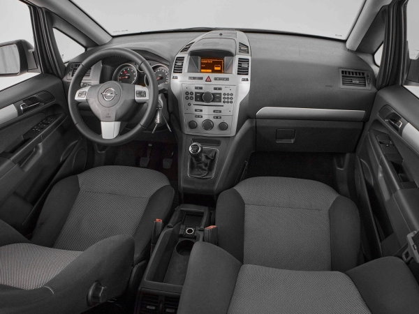 Opel Zafira, B Рестайлинг фото №9