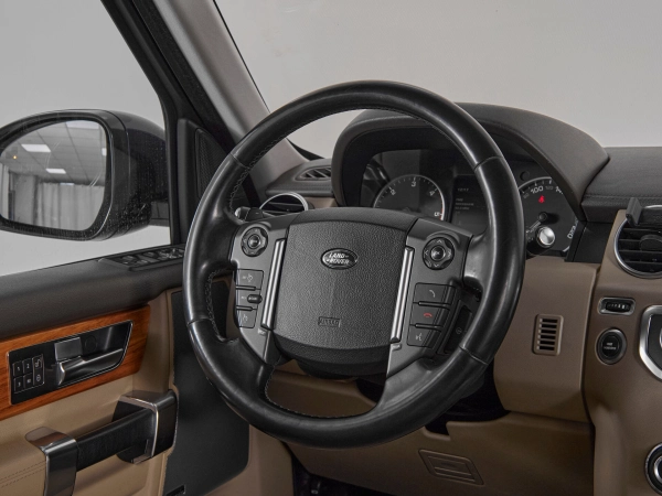 Land Rover Discovery, IV Рестайлинг фото №10