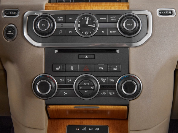 Land Rover Discovery, IV Рестайлинг фото №21