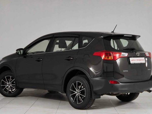 Toyota RAV4, IV (XA40) Рестайлинг фото №4