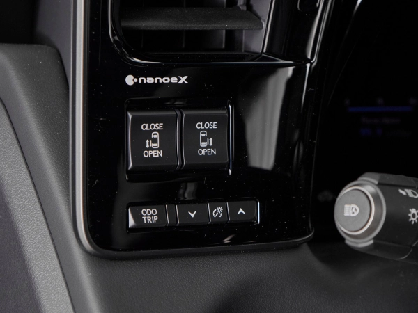 Lexus LM, II фото №17