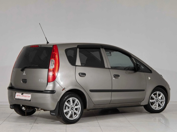 Mitsubishi Colt, VI (Z20/Z30) фото №6
