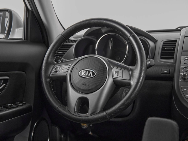 Kia Soul, I фото №10