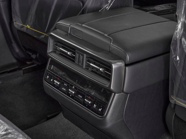 Lexus LX, IV фото №31