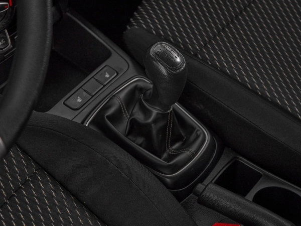 Kia Rio, IV фото №17