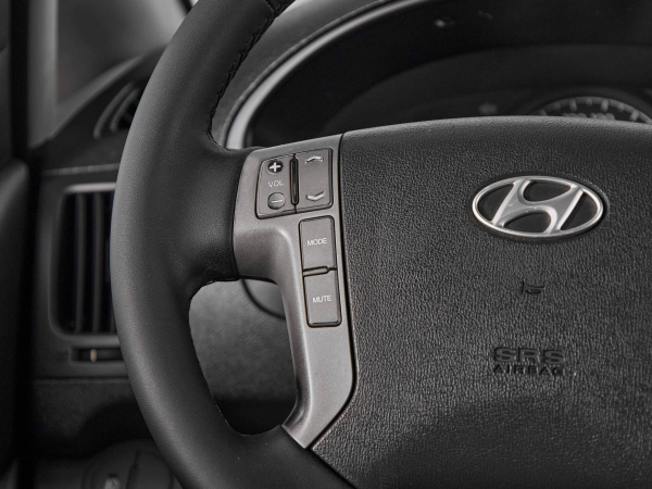 Hyundai Grand Starex, I фото №11