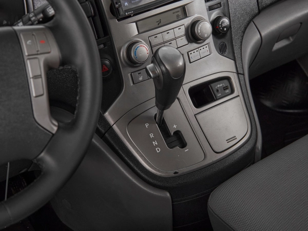 Hyundai Grand Starex, I фото №17