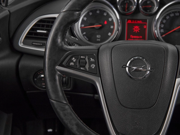Opel Astra, J Рестайлинг фото №11