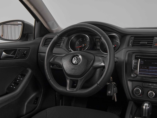 Volkswagen Jetta, VI Рестайлинг фото №10