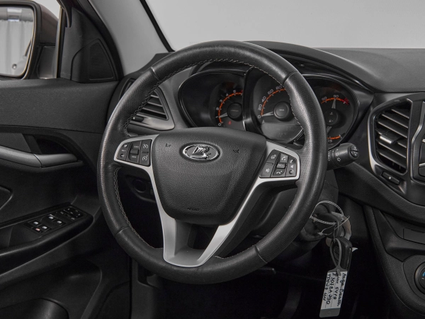 Lada (ВАЗ) Vesta, I фото №10