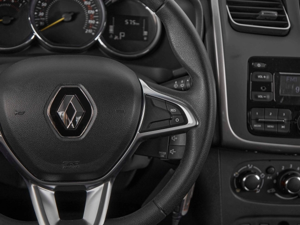 Renault Sandero, II Рестайлинг фото №12