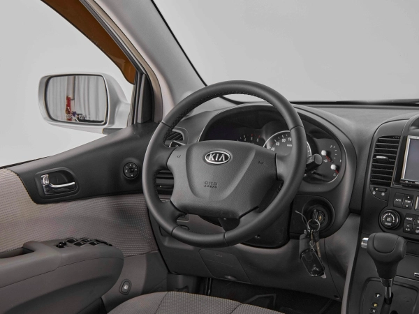 Kia Carnival, II фото №10