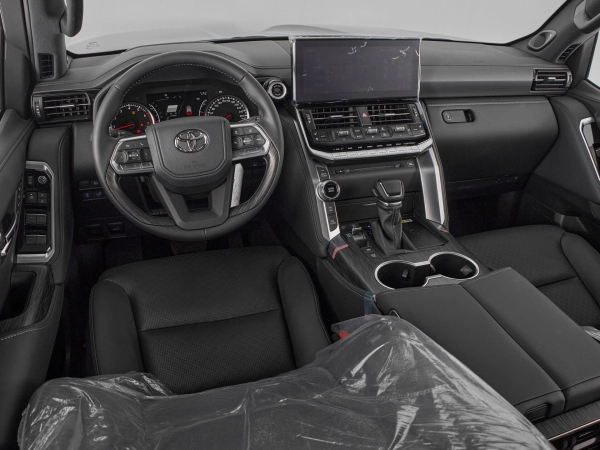 Toyota Land Cruiser, 300 Series фото №7