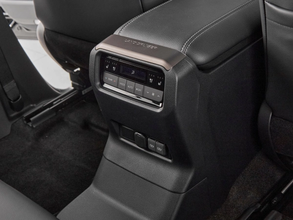 Toyota Land Cruiser Prado, 250 Series фото №28