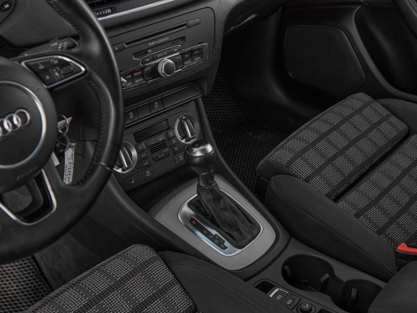 Audi Q3, I (8U) фото №16