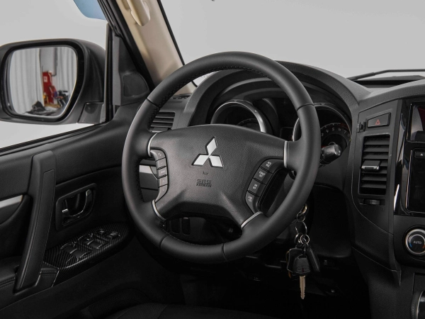 Mitsubishi Pajero, IV Рестайлинг 1 фото №10