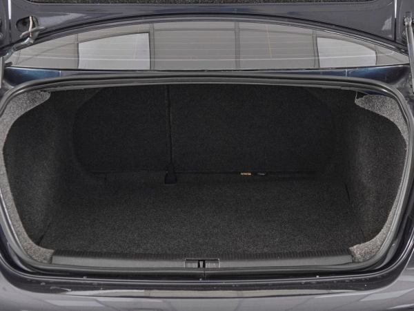 Volkswagen Jetta, V фото №16