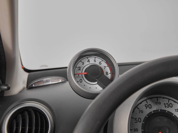 Peugeot 107, I Рестайлинг фото №12