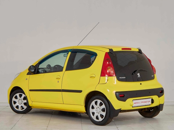 Peugeot 107, I Рестайлинг фото №4