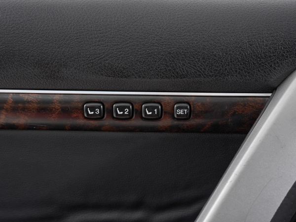 Toyota Land Cruiser, 200 Series Рестайлинг 1 фото №11