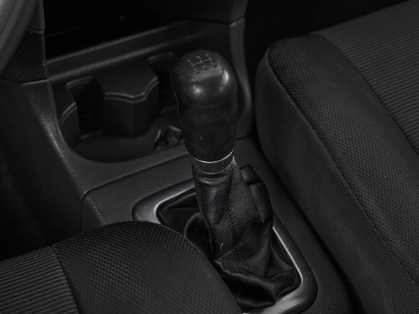 Suzuki Liana, I Рестайлинг фото №16