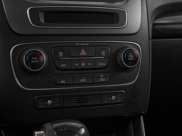 Kia Sorento, II Рестайлинг фото №19